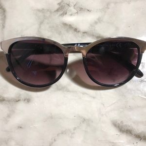H & M sunglasses